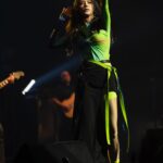 Vivian Hsu Instagram - 每一場表演努力的背後 都因為有你們支撐、支持著 謝謝你們在那麼不容易的平日晚上8點 奔過來看我們表演 也有遠從香港、日本、馬來西亞特別飛過來的，謝謝 昨晚 我們都值了 是個知性又狂野的夜晚 謝謝千春ちゃん @chiharu_kiroro Zepp new Taipei本多的邀約 @shin_zp @zeppnewtaipei 大鴻藝術 @bigart.staff 索尼/威威巖 @sonymusic_taiwan @ms.amberhsu @ginnylu @fioniron 謝謝我的團隊們 Band leader & guitar Jacob @jacobnjl Guitar Theo @sonicart77 Drum 老王 @uanshuo Bass UG @uganalog Keyboard Jeff @jazzlifelu 👗 @eda_fashion_studio 💇🏻‍♀️ @lounes_chen 💄 @jenny_lin_0418 👢 @msgm @bluebelltw 👙 @asportofficial 💍 @Swarovski #SwarovskiT 頑張ってパフォーマンスするのは皆さんが後ろで支えてくれてるからです。 平日の夜8時にわざわざライブを観にきてくれた皆さん、そして香港と日本、マレーシアから飛んできてくれた皆さん、本当にありがとうございました。 昨夜、私たちにとってそれだけの価値あった。 昨夜は知性ありながらワイルドの夜でした。 千春ちゃんありがとう チームの皆さんありがとう