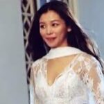 Vivian Hsu Instagram - 遠赴土耳其 難忘演被壞人追殺逃命 但真的跳進當地村落糞坑出口 猜一部電影 映画名を当ててみて。 Guess a movie トルコまで行って、現地集落の肥溜めの出口の辺に飛び込んだわ。 #JackieChan