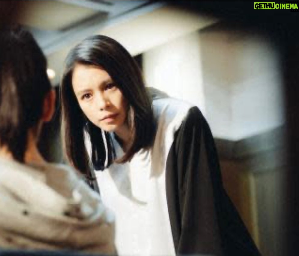 Vivian Hsu Instagram - 恰北北的律師 猜一部電影/映画名を当ててみて Guess a Movie 這段日子 投入比較多時間在音樂裏 把很熱愛的表演暫時擱在一旁 6/8 Zepp new Taipei 7/3 Tokyo Fan meeting 7/7 高雄啤酒節 唱完這三場,我會把心靜下來 回到演員的崗位上 無旁鶩的進入另一個人的人生裏 出關後再繼續以音樂和大家相見 —————————————————— この最近、音楽を楽しめてるからしばらく大好きな芝居をあとにした。 6/8 Zepp New Taipei 7/3 Tokyo Fan Meeting 7/7 高雄のビールロックフェス これらのイベントを終えたら、心を一旦落ち着かせて役者に戻り、もう一人の人生に没頭する。 終わったらまた音楽で皆さんと会いますね。 @alyssachia #賈靜雯律師
