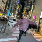 Vivian Hsu Instagram – 喜歡散步，東京有點冷

歩くのが好き，東京は寒いです

毛衣剛剛好 @shhshhshh.tw #6度