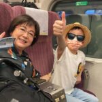 Vivian Hsu Instagram – 回顧2023

今年快要過完了
謝謝2023的每一份關愛🪽
祝福2024
我自己和每一個你們都平安健康

Happy Lunar new year🤍

除夕夜會送大家一個短影片
黑色餅乾Vivian & 口袋餅乾千秋 
25年後 舞台內幕大公開

2/9台灣時間晚上19:00
到時請到我的YT頻道看「Vivian Hsu徐若瑄」
———————————————————
2023年の振返り

今年はもうすぐ終わる。
2023年の全て愛に感謝します🪽
2024年は皆さんも私も穏やかで健康でありますように。

Happy Lunar new year🤍

大晦日にショートムービーのプレゼントを皆さんに。
「ブラックビスケッツ・ビビアン & ポケットビスケッツ・千秋　25年後　裏話大公開」

2/9 日本時間よる20:00
フルバージョンは公式YouTubeチャンネル「Vivian Hsu 徐若瑄」で観てください
連結https://youtu.be/IKa-fKLNZJw?feature=shared

@chiaki77777