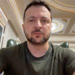 Volodymyr Zelenskyy Instagram – Сьогодні є новий крок Міжнародного кримінального суду – ордери на арешт ще двох представників російського керівництва. Цього разу – військових керівників. Командувачів російських вбивць – дальньої авіації та Чорноморського флоту держави-терориста. 

Зокрема вони здійснювали та здійснюють терористичну кампанію проти нашої держави і людей – удари проти нашої енергетики, нашої цивільної інфраструктури. Це очевидні злочини – воєнні злочини Росії та злочини проти людяності. І саме щодо цього є принциповий рух у Міжнародному кримінальному суді. Коли міжнародна юстиція починає працювати, її вже не зупинити. Справедливість для України, для українців та для міжнародної спільноти загалом обов’язково буде відновлено. 

Я дякую прокурору Міжнародного кримінального суду Каріму Хану, усій команді Міжнародного кримінального суду та нашій українській команді, що працює заради відновлення справедливості, – усім слідчим, які розслідують російські злочини війни, усім експертам, які допомагають, Генеральному прокурору та його Офісу та усім правоохоронцям України. Російські вбивці будуть відповідати – це точно.

Слава Україні!
