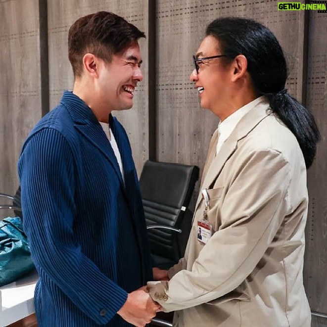 Vuthithorn Milintachinda Instagram - สมรสเท่าเทียมเกิดแน่ครับ เร็ว ๆ นี้ 🥹 ขอบคุณภาพจาก The Standard ด้วยนะครับ 🙏🏻 #สมรสเท่าเทียม #ประชุมสภา