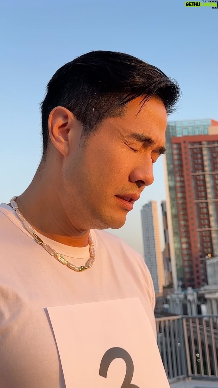 Vuthithorn Milintachinda Instagram - 2023 ผ่านไป 2024 กำลังมา ขอให้ทุกคนมีแต่ความสุขนะครับ Happy New Years ครับ 🥳🥰