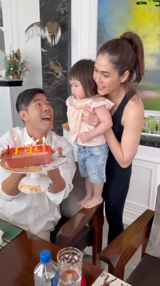 Vuthithorn Milintachinda Instagram - The celebration continues! เป่าทุกวันจนปีใหม่ 😂