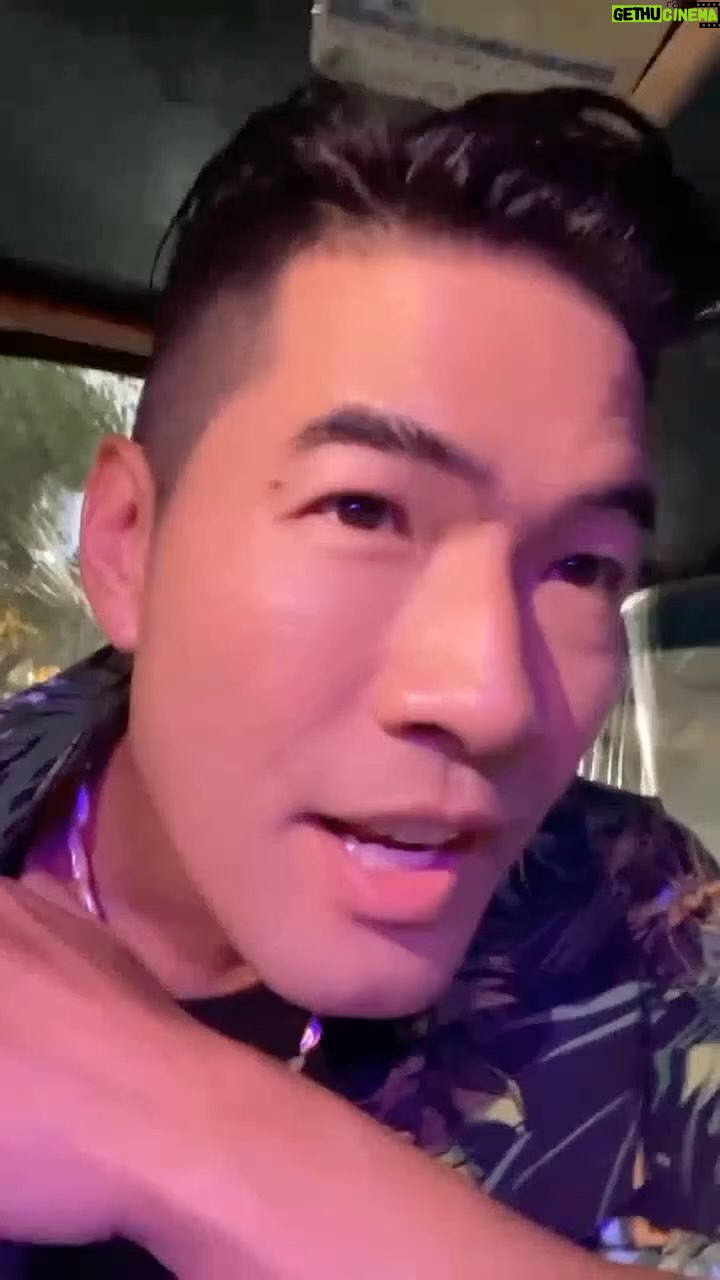 Vuthithorn Milintachinda Instagram - ฝนตกก็ลงทุนนั่งตุ๊ก ๆ ไปกินถึงร้าน 😋🥹