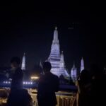 Vuthithorn Milintachinda Instagram - วู้ดดี้เซอร์ไพรส์มากกับงานวิจิตรเจ้าพระยาเมื่อคืนนี้ เรียกว่าเป็นครั้งแรกที่ได้เห็นสถานที่สำคัญ ๆ ของประเทศริมแม่น้ำเจ้าพระยา เป็นการผสมผสานของทั้งเสียงเพลง แสงสี โชว์ และเทคโนโลยีที่น่าสนใจมากมาย ได้เห็นความวิจิตรของสถานที่สำคัญเหล่านี้ในอีกมุมมองหนึ่ง บอกเลยว่าห้ามพลาดจริง ๆ ครับ . รู้สึกขอบคุณท่านรัฐมนตรีสุดาวรรณ และท่านผู้ว่า ททท. @iamthapanee ที่ทำให้พวกเราได้มีโอกาสเห็นเส้นทางแม่น้ำเจ้าพระยาในแบบที่ไม่เคยเห็นมาก่อน วู้ดดี้ไม่ได้อวยนะ แต่ถ้าใครไม่ได้ไปดูก่อน 31 ธันวาคมนี้ คุณพลาดครับ!!! . #vijitrchaophraya2023 #วิจิตรเจ้าพระยา2023 #วิจิตรเจ้าพระยา2566 #Thailandwinterfestival