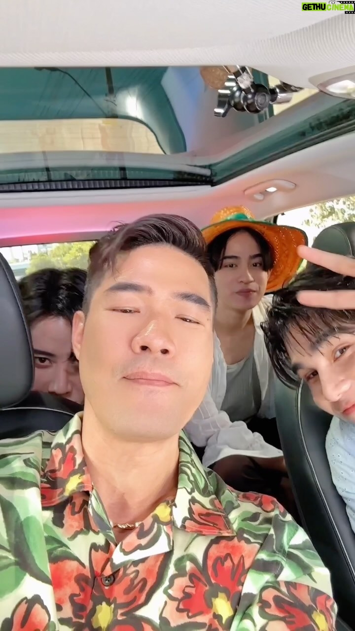 Vuthithorn Milintachinda Instagram - เทปนี้ วด. แฮปปี้ม๊ากกกก!!! ☺️ อย่าลืมไปดูกันนะครับ วอดอวอแวXเจฟ ซาเตอร์