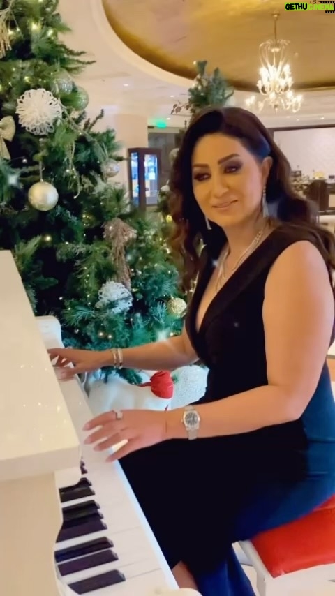 Wafaa Amer Instagram - كل لحظة و جمهوري الحبيب بخير و صحة و عافية و بركة ❤️❤️❤️