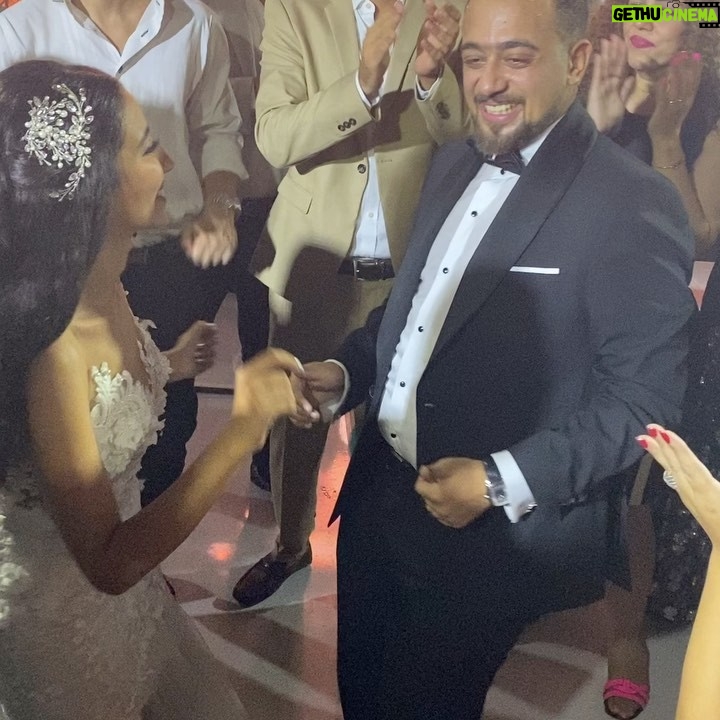 Wafaa Amer Instagram - توفيق الغالي و الحلوة ورد شان تتهنوا يا رب فرح جميل و ليلة حلوة ❤️❤️❤️❤️قولوا مبرووووك للعروسين