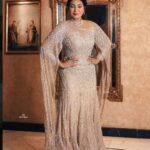 Wafaa Amer Instagram - "Radiating royalty and elegance, our queenly muse graces us with her captivating presence in this stunning photo shoot" 🤍👑 Photographer : @omarsalah_photography Dres By @nadakeratin @barbiebeautyandclinic @@basma selem