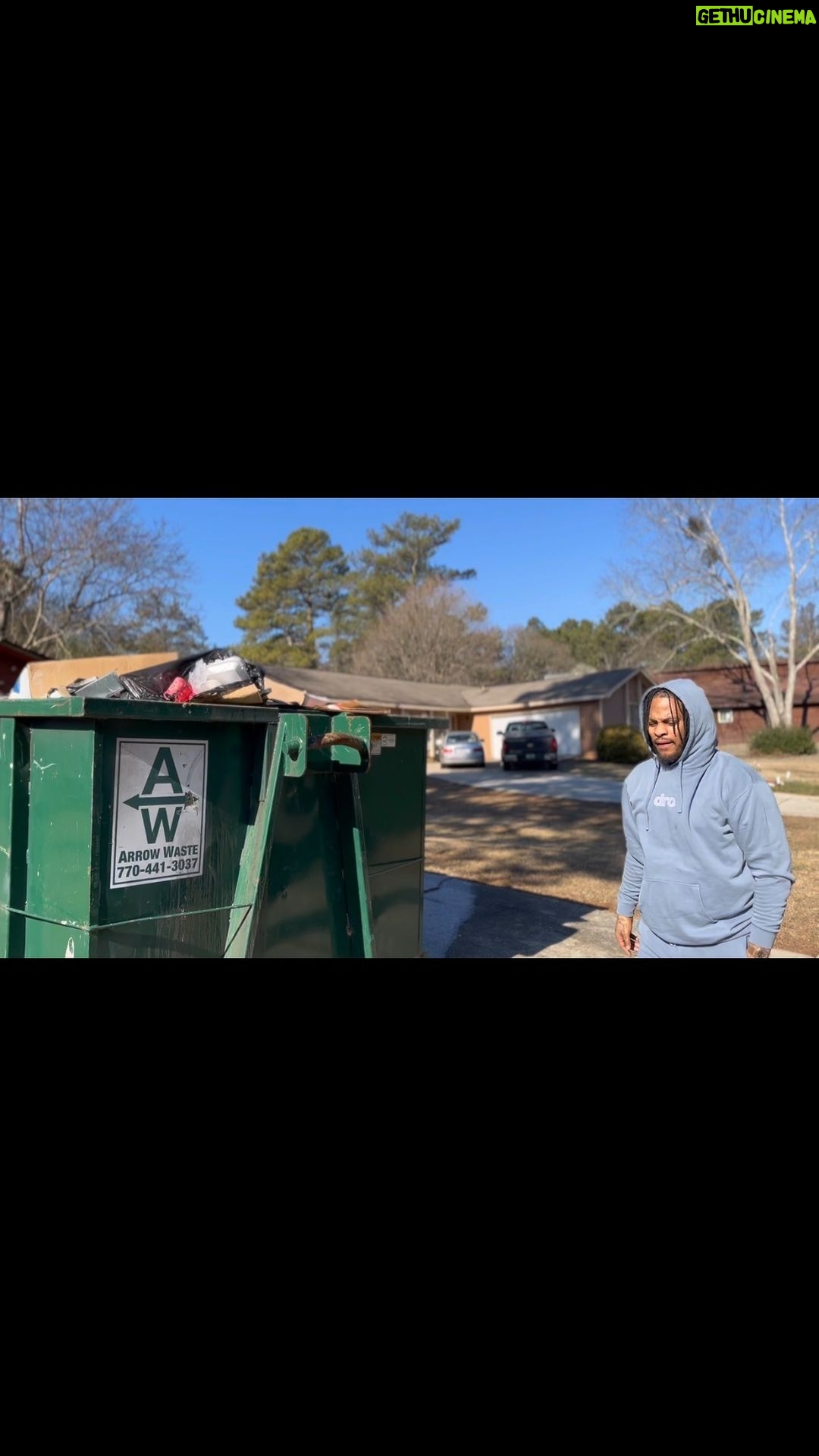 Waka Flocka Flame Instagram - 2023 bout to hit different… I’m back doing real estate,I’m back in music, Tech, etc. Gemini season all23 #IneverRushed