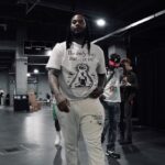 Waka Flocka Flame Instagram - I was told i couldn’t do it I was told not to go against giants … giants can’t scare a man that look eye to eye with em… blood, sweat, and tears mane NOW LOOK #MrHardInThePaint