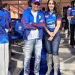 Waluscha De Sousa Instagram - The first match of the season and what a start! 🏏 @cclt20 @mumbaiheroesofficial #celebritycricketleague #ccl #ccl2024 @zeeshansiddique @babasiddiqueofficial @aadu_adil @anoopmamtani @iamelnaaz @ashkaurc Sharjah Cricket Stadium