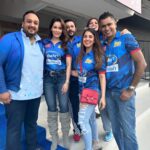 Waluscha De Sousa Instagram - The first match of the season and what a start! 🏏 @cclt20 @mumbaiheroesofficial #celebritycricketleague #ccl #ccl2024 @zeeshansiddique @babasiddiqueofficial @aadu_adil @anoopmamtani @iamelnaaz @ashkaurc Sharjah Cricket Stadium