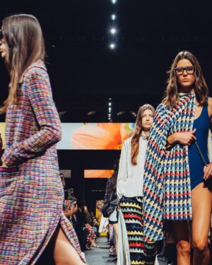 Wang Yi Bo Instagram - Amazing show!#CHANELSpringSummer