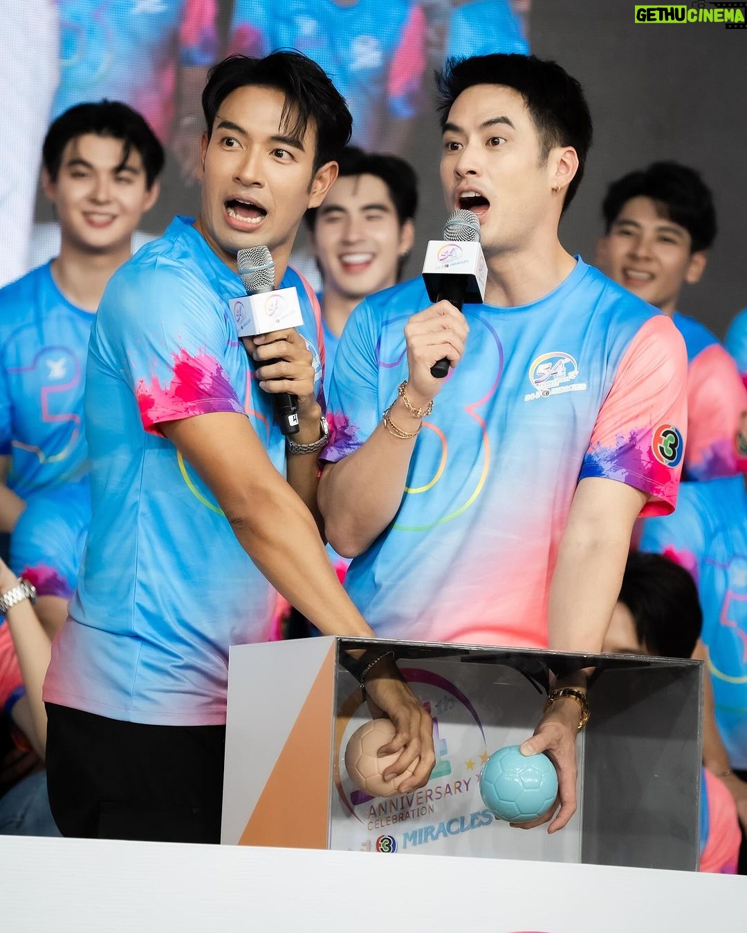 Warintorn Panhakarn Instagram - เมื่องานบอลช่อง ไม่เหลือคนให้ไหว้ 🤣🙏🏼