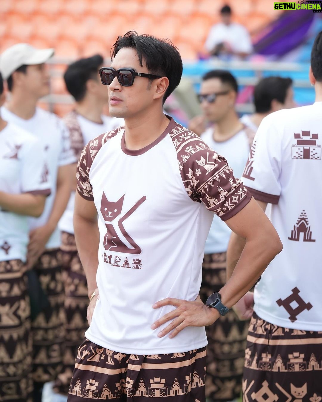 Warintorn Panhakarn Instagram - ชุดแมวโคราช ณ สนามสวาทแคท 🤗😸 #ขอบคุณที่ต้อนรับพวกเราเป็นอย่างดีครับ #ดีใจที่ได้กลับมาที่นี่อีกครั้ง 😊