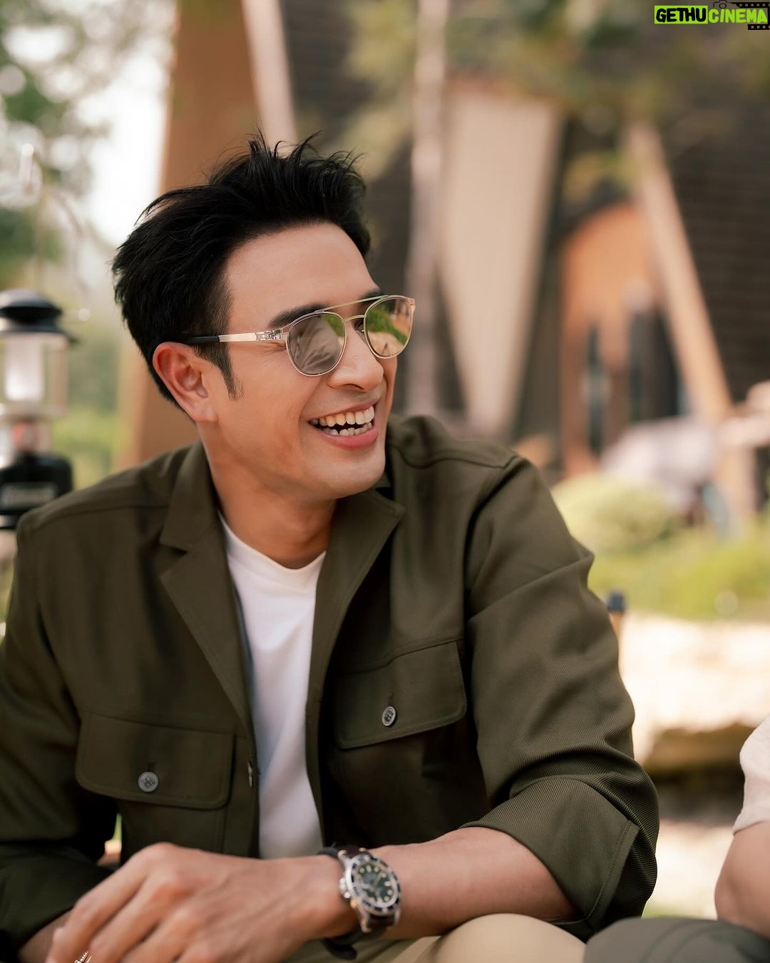 Warintorn Panhakarn Instagram - ร่าเริงอ่ะ ! วู้วววว !