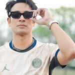 Warintorn Panhakarn Instagram - เผื่อว่าคืนนี้จะฟอร์มไม่ดีสู้เค้าไม่ได้ จะได้รู้ว่า เราแฟน ”ปารีส“ นะ 🫣 #PSG @ari_football 🫶🏼