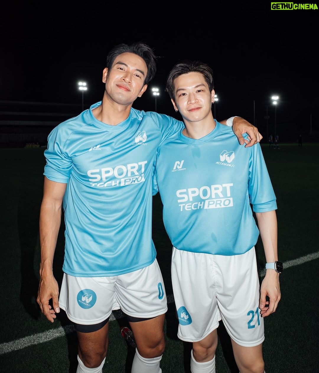 Warintorn Panhakarn Instagram - พิเกรท : เบอร์ 10 มีใครใส่ยังคับ ถ้าไม่มี พี่เอานะ มาชจุ : ยังไม่มีพี่ ให้พี่จองก่อนได้เลยยย โอเครรรรด้ายยมาชจุ !! 😂 ขอบคุณที่ชวนไปครับบบ 🫶🏼 @sporttechproth x @meenakom_fc #ฟุตบอลการกุศลจัดซื้อเครื่องมือการแพทย์ #โรงพยาบาลราชพิพัฒน์