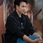 Warintorn Panhakarn Instagram - ถ้าขอให้กล่าวถึงทุกสิ่งที่รัก ต้องใช้เวลานานแค่ไหนกว่าคุณจะกล่าวถึงตัวเอง …. เรารักตัวเองนะ 😁