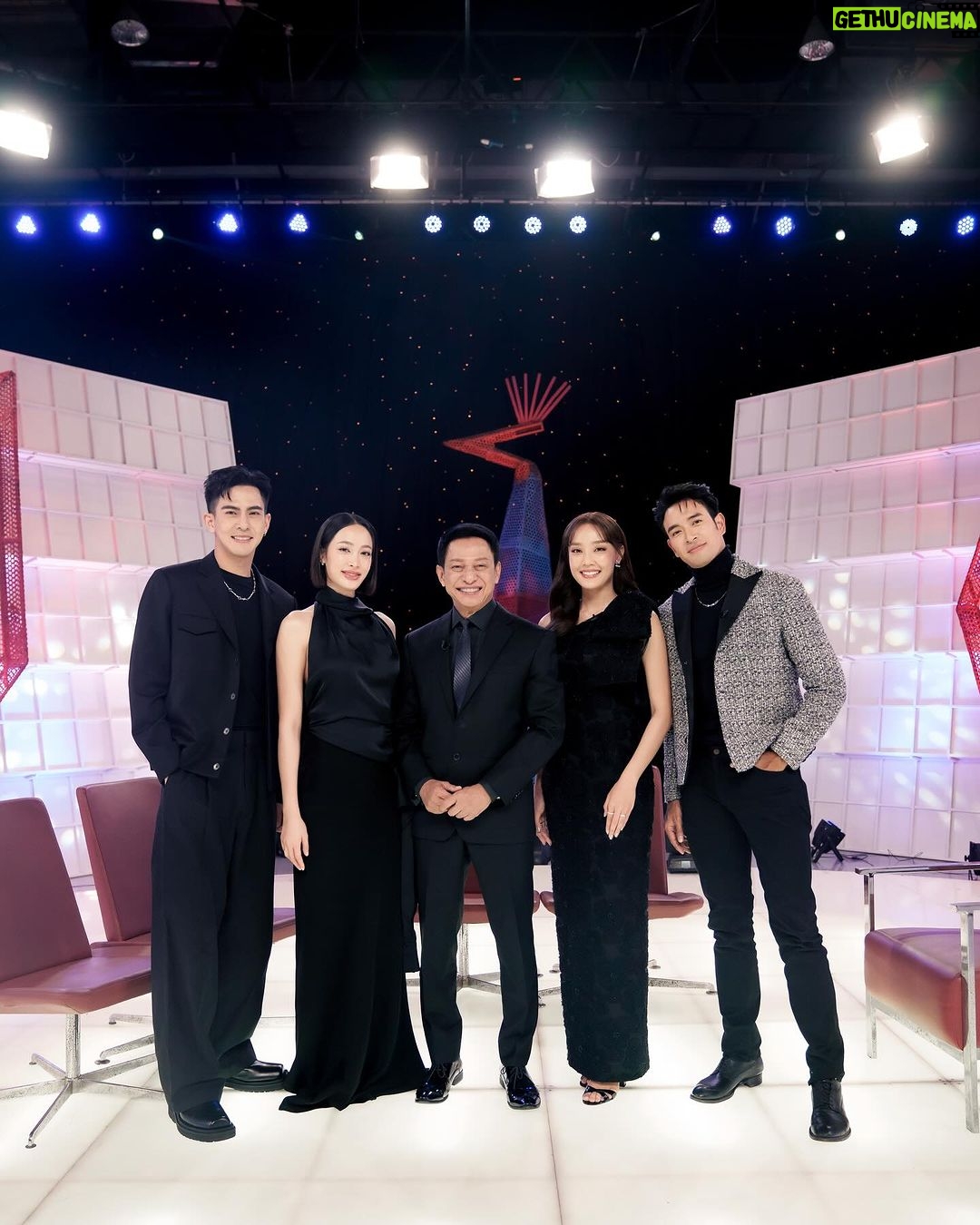 Warintorn Panhakarn Instagram - #todayshow วันนี้ เล่าให้ฟังหน่อยยยย 😊 #มือปราบมหาอุตม์