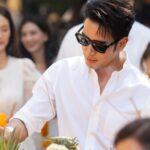 Warintorn Panhakarn Instagram - เห็นผมยืนนิ่ง ที่จริงผมยืนหลับ 😌 บวงสรวงค่าย @maker_family พร้อมกัน 2 เรื่องไปเล้ยยย #รักหักหลัง รอวันออนแอร์ #เรือนทาส พุธหน้าได้ดูแล้ววว ฝากด้วยครับ 🤗🎉