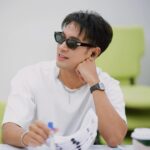 Warintorn Panhakarn Instagram - ถ้าการเป็นตัวของตัวเองมันยากนัก ก็มาเป็นของพี่ !! 🫣