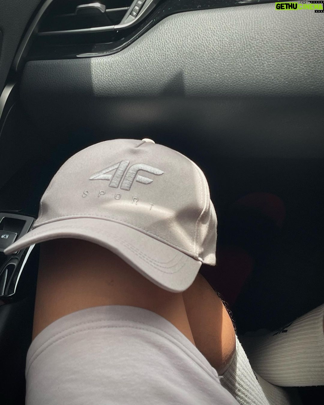 Way-ar Sangngern Instagram - Aug ✅ - a month full of pain 😂