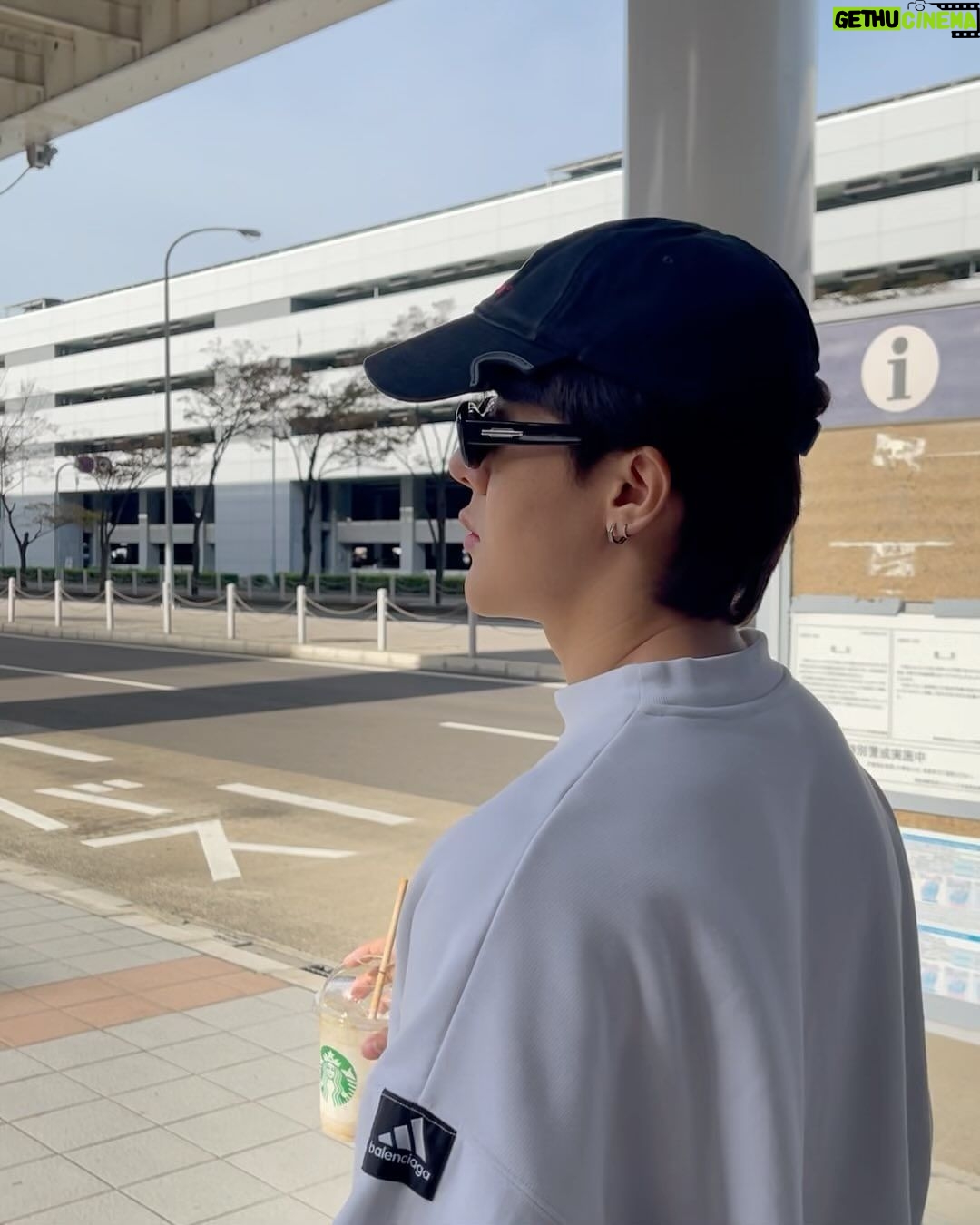 Weerayut Chansook Instagram - สวัสดี Osaka 😛