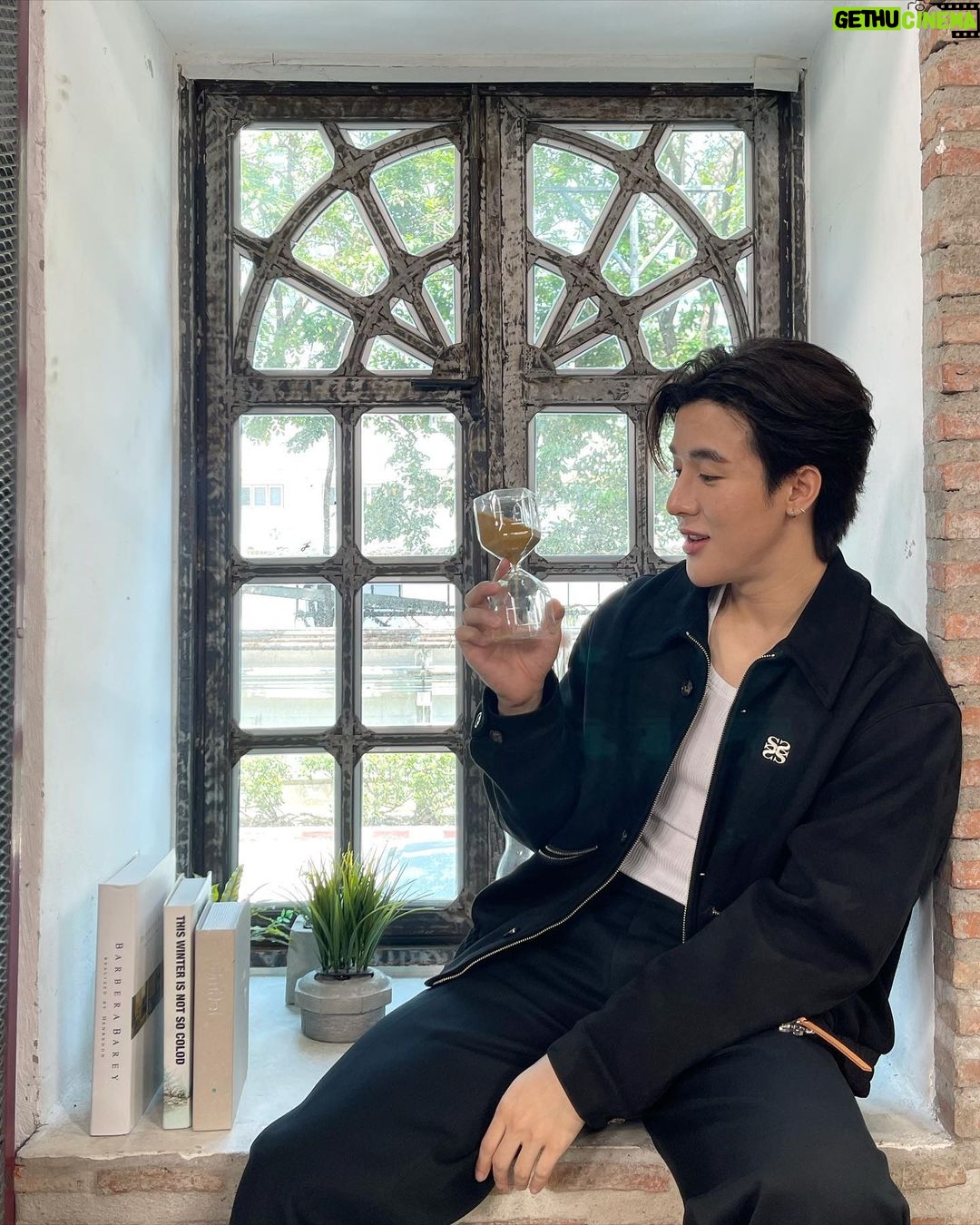 Weerayut Chansook Instagram - ร้อนๆเลยยย