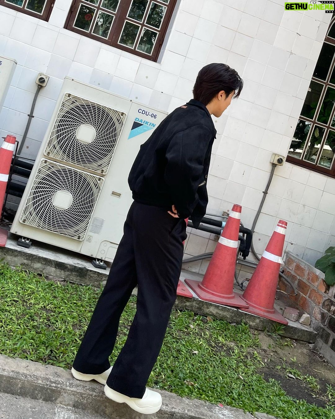 Weerayut Chansook Instagram - ร้อนๆเลยยย