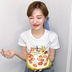 Wendy Instagram - 늦었지만 생일 축하해주신 많은 분들 감사드립니당🩵