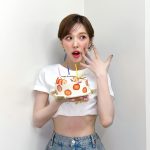 Wendy Instagram - 늦었지만 생일 축하해주신 많은 분들 감사드립니당🩵