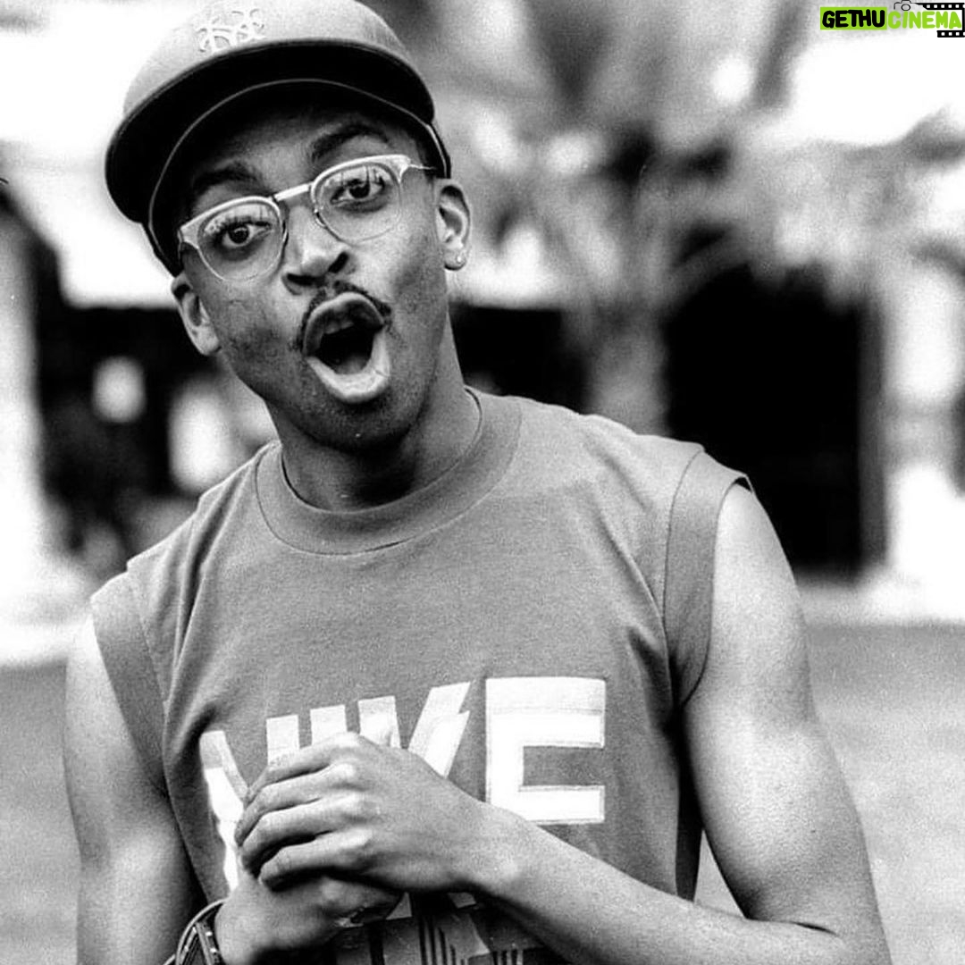 Wesley Snipes Instagram - Happy Birthday Brother 🙏🏿 @officialspikelee