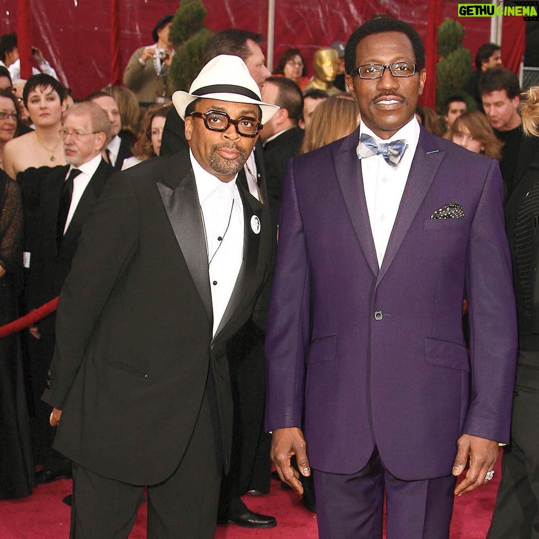 Wesley Snipes Instagram - SPIKEEEEE!! Happy Birthday My Brother! ππΏ Thank you for sharing your genius with the world! I can not put into words how much respect and admiration I have for you! Please join me in giving my brother HIS FLOWERS today!!! @officialspikelee