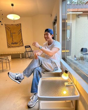 Wi Ha-jun Instagram - 운동 후 커피 ☕️