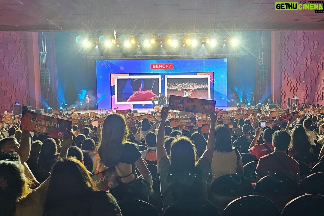 Wi Ha-jun Instagram - Thank you from the bottom of my heart and I love you my Fans in the Philippines🇵🇭💕mahal kita💕