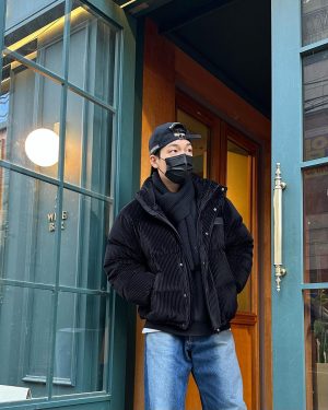 Wi Ha-jun Instagram - 추워요.. 감기 조심하세요💪🤗