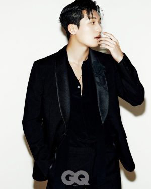 Wi Ha-jun Instagram - @maisonvalentino @gq_korea #ValentinoThePartyCollection #ValentinoWaysCollection