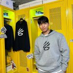 Wi Ha-jun Instagram – 성수동에서 진행중인 언더아머 커리 브랜드 데이에 다녀왔어요! 농구코트부터 커리의 역사가 담긴 팝업 스토어까지! 이번주말에 오셔서 즐기고 가세요!💪 

#언더아머 #커리10 #커리플로우10 #커리브랜드데이 #성수커리 #이벤트 #전시 #팝업스토어

#언더아머 #커리10 #커리플로우10 #커리브랜드데이 #성수커리 #이벤트 #전시 #팝업스토어