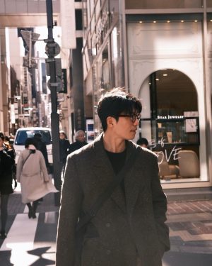 Wi Ha-jun Instagram - in tokyo 
photo by @yuvisionn