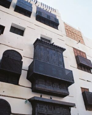 Wichapas Sumettikul Instagram - Jeddah 🖤🖤

#bsumone