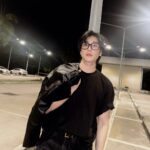 Wichapas Sumettikul Instagram – Friday night out?

#biblewichapas
#biblesumett