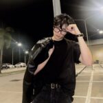 Wichapas Sumettikul Instagram – Friday night out?

#biblewichapas
#biblesumett