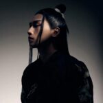 Wichapas Sumettikul Instagram - 最近我和我的家族长辈重新取得联系，并找到了他们给予我的中文名字——卓乐华。祝愿大家在这个龙年吉祥如意，身体健康！ I recently reconnected with my relatives and found my given Chinese name (卓乐华) Zhuo Lehua. I want to wish everyone happiness and health in this year the year of the dragon. 🐉 Creative Photographer @wintermalibu Photo Assistant @pattheau CG Artist (Dragon) @jaylayshitpost Make up @makeupbyrasika Hair @jeanthailand2531 Special Thanks Costume @shimpanzyne
