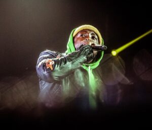 Will.i.am Instagram - TOUR LIFE!!! 

READY FOR THE NEXT STAGE…