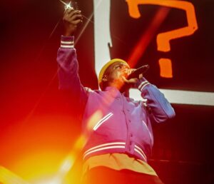 Will.i.am Instagram - TOUR LIFE!!! 

READY FOR THE NEXT STAGE…
