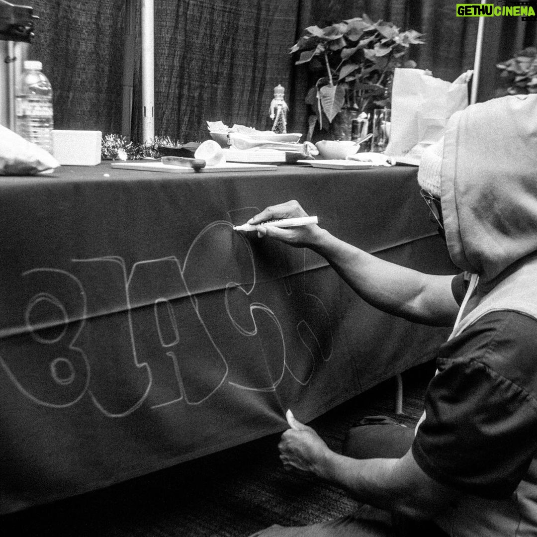 Will.i.am Instagram - @iheartjingleball tour life!!! Thanks @iheartradio…